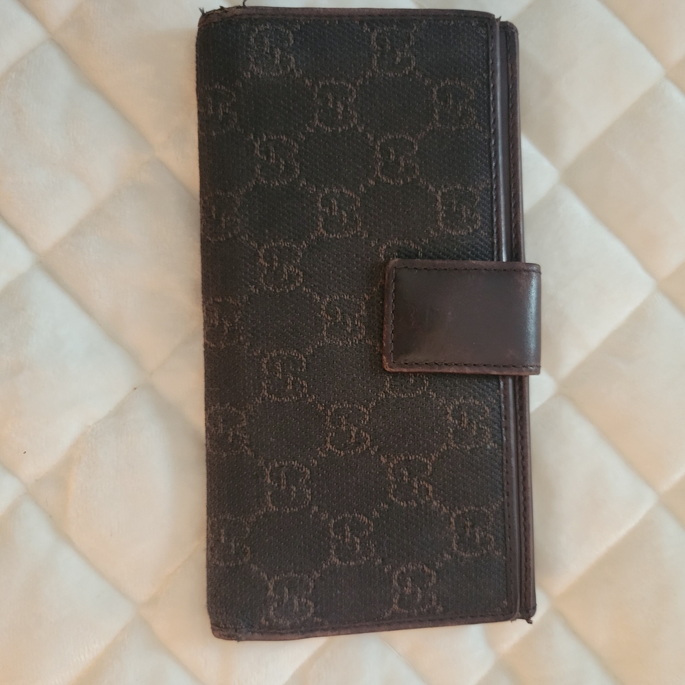 Gucci Brown GG Patterned Wallet